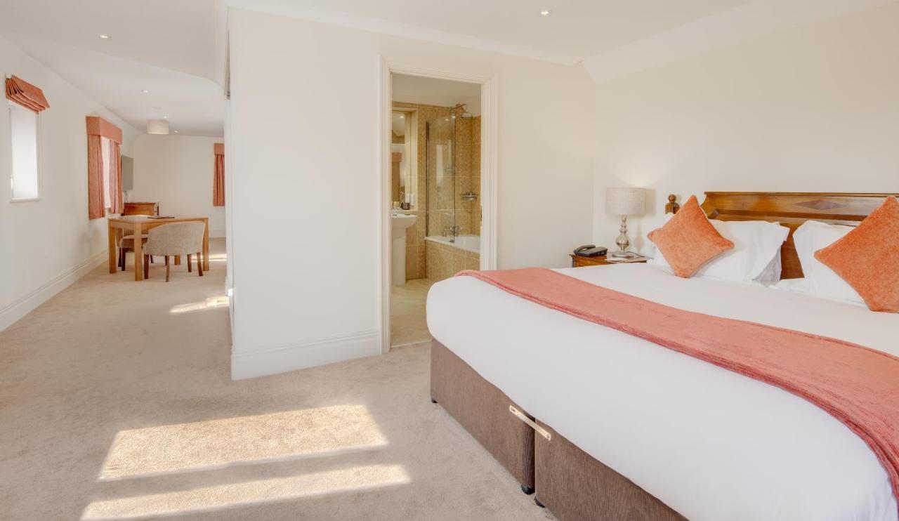 เนลคอทฮอลล์ Hotel Berkswell ภายนอก รูปภาพ