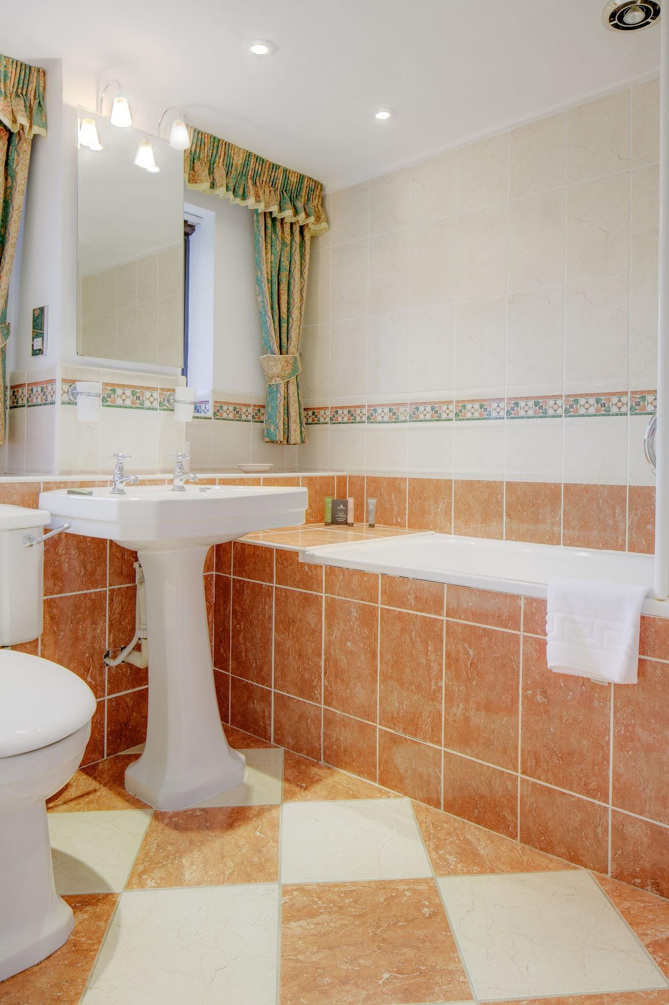 เนลคอทฮอลล์ Hotel Berkswell ภายนอก รูปภาพ